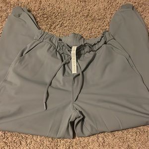 Lululemon Joggers size 6